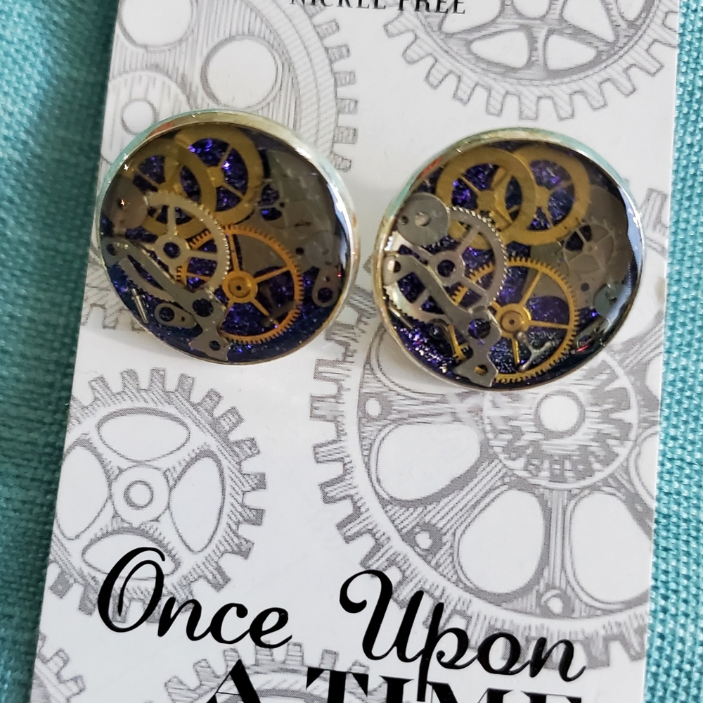 Host Pick* - BN handmade Steampunk Cufflinks!
